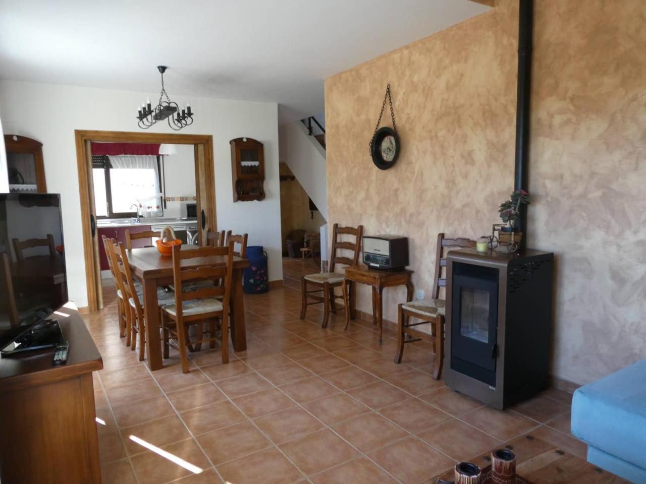 Villa El Carro Del Abuelo à Villovela de Pirón Extérieur photo